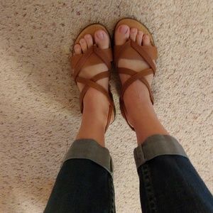 Wanna be Brown Chacos